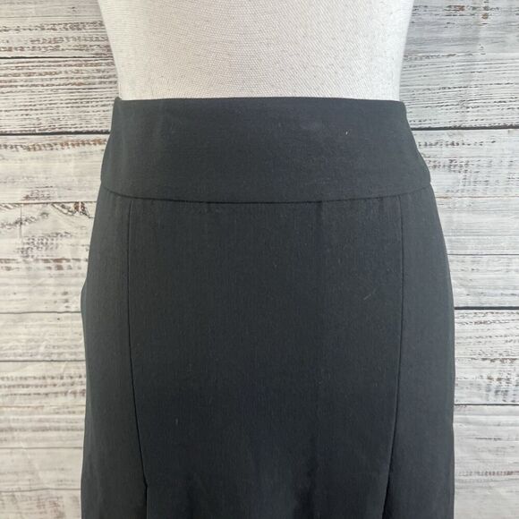Ann Taylor Loft Skirt size 4 Classic Black Stretch Knee Pleated A Line Modest - Picture 3 of 8